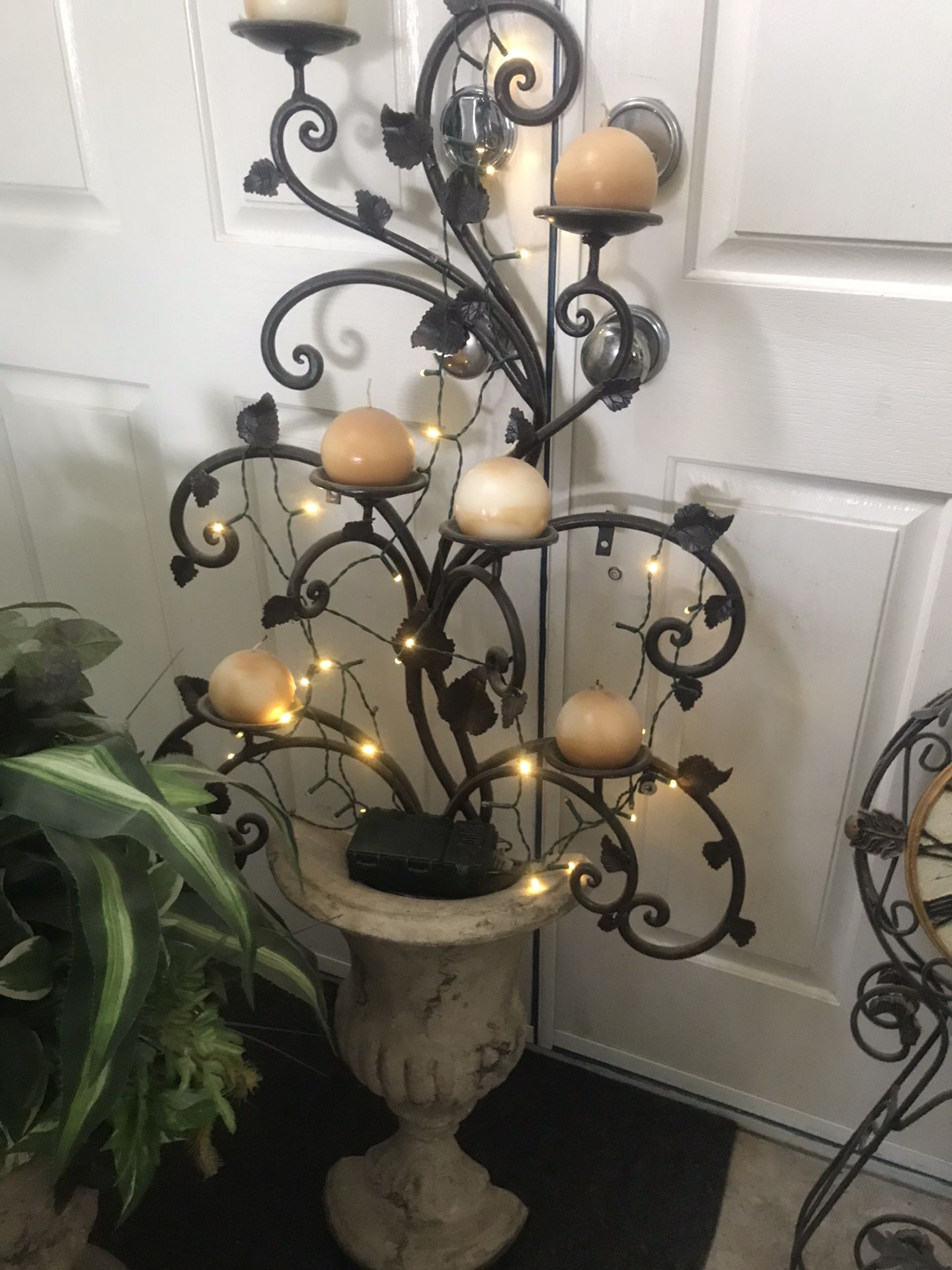 PLANTER WALL DECOR CLOCK