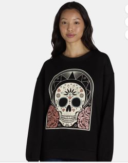  Women's Graphic Sweatshirt with Long Sleeves