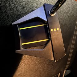 Titleist Scotty Cameron Phantom X 6 Putter