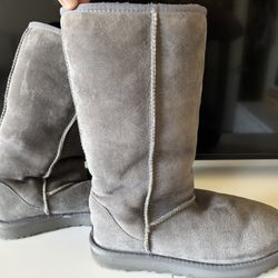 Ugg boots (size 7)