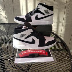 AIR JORDAN 1MID SE