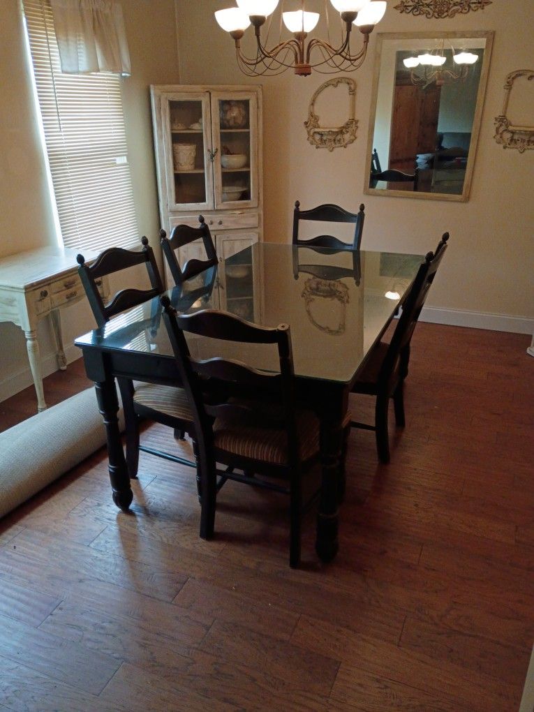 Big Black Dining Room Table, 5 Chairs With Glass Top