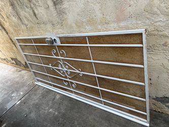 Screen door
