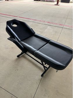 Durable spa bed – Excellent Condition – $100