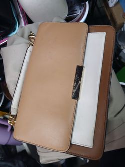 MICHAEL KORS JADE LARGE GUSSET TAN GOLD CHAIN CROSSBODY SHOULDER BAG