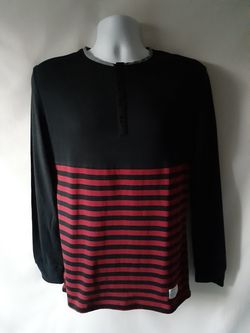 Adam Levine men's black/red striped 1/4 botton top long-sleeve shirt size S