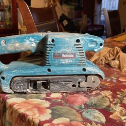 Makita 9910 5.6amp 3”/18” Sander Belt Work Great !