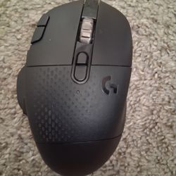 G604 Gaming Mouse