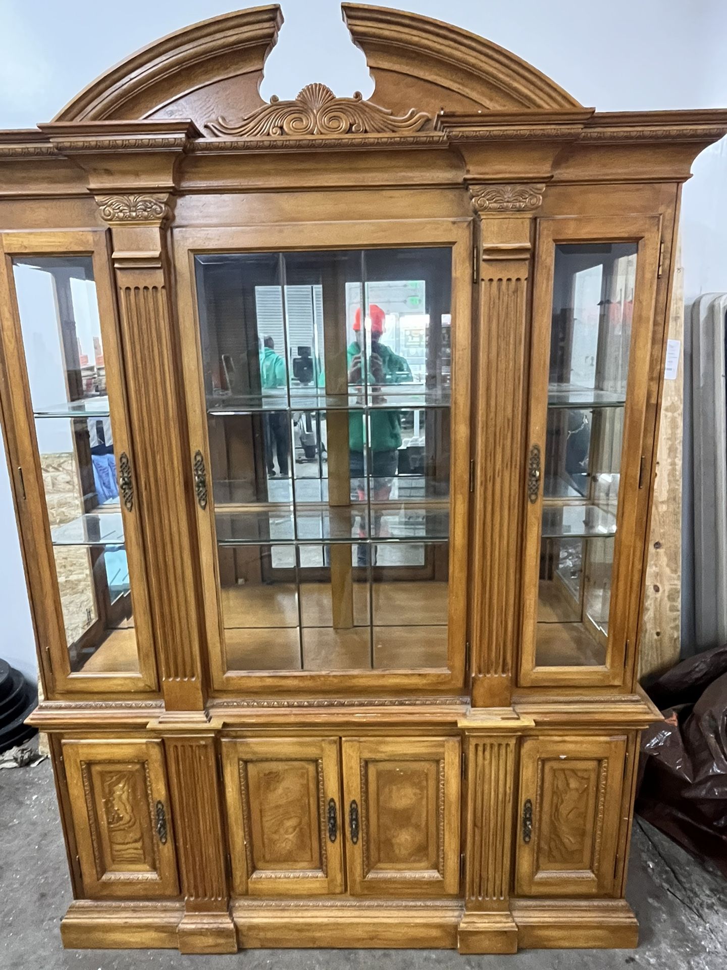 ObO!!! China Cabinet !!!ObO