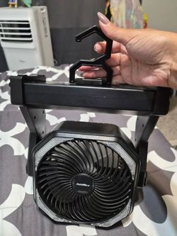 Multifunctional  portable  fan