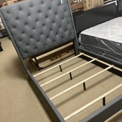 Stunning Nailhead Stylish Bed!