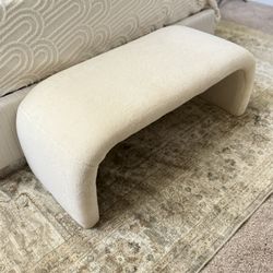 Accent Bench Cream