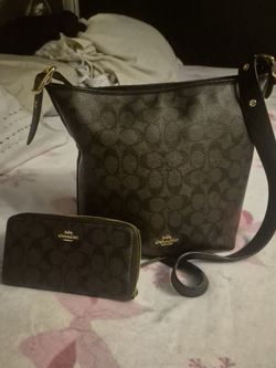 Original Coach Val Duffle in Signature Canvas Leather with Matching wallet