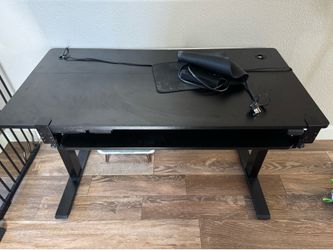 Standing desk