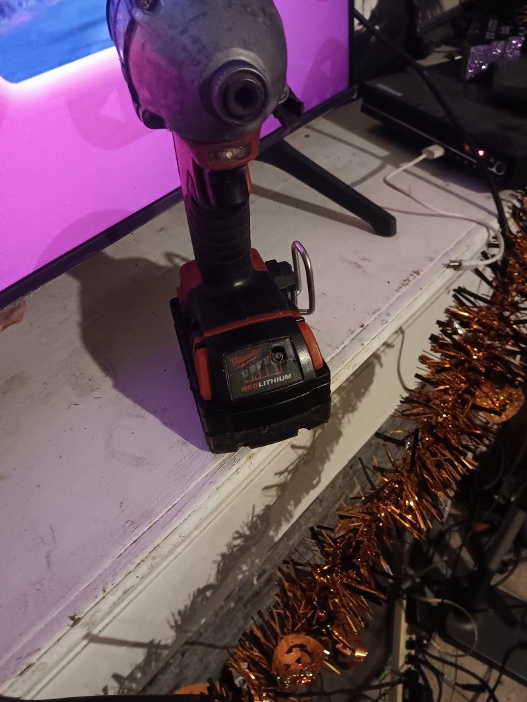 Milluakee Impact Driver