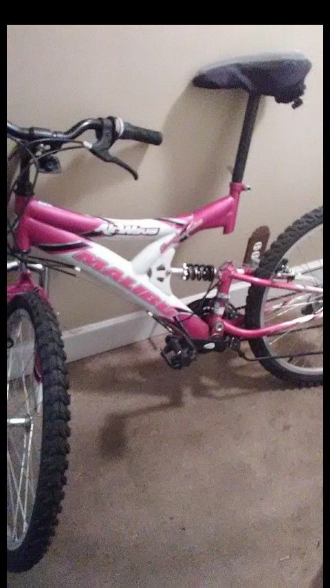 Mountain bicycle 18 speed 24inch tires