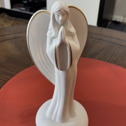 Praying Angel Figurine Vintage  White Matte with Gold Edging. 9” tall Like new.