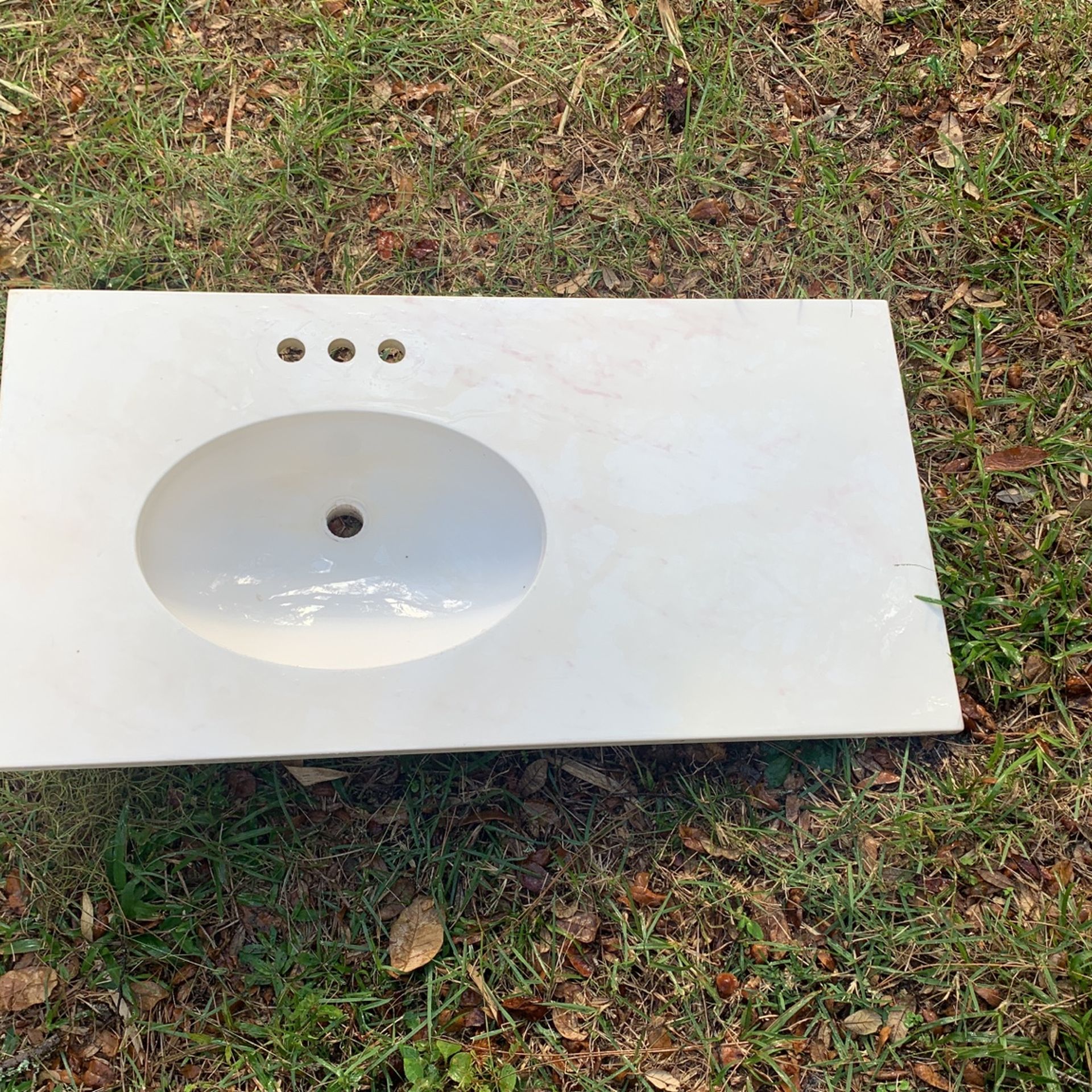 36x19 Vanity Top White