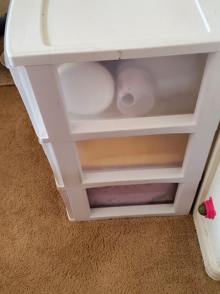 Plastic Storage Container