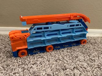 Hot Wheels City Speed Drop Transport Hauler