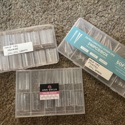 Acrylic nail tips 