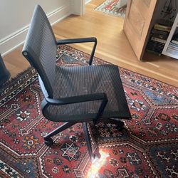 Ergonomic Office Chair 