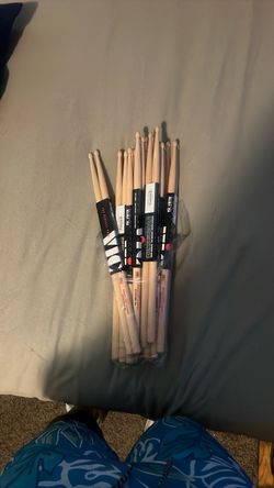 Vic Firth Drumsticks – Multiple Pairs