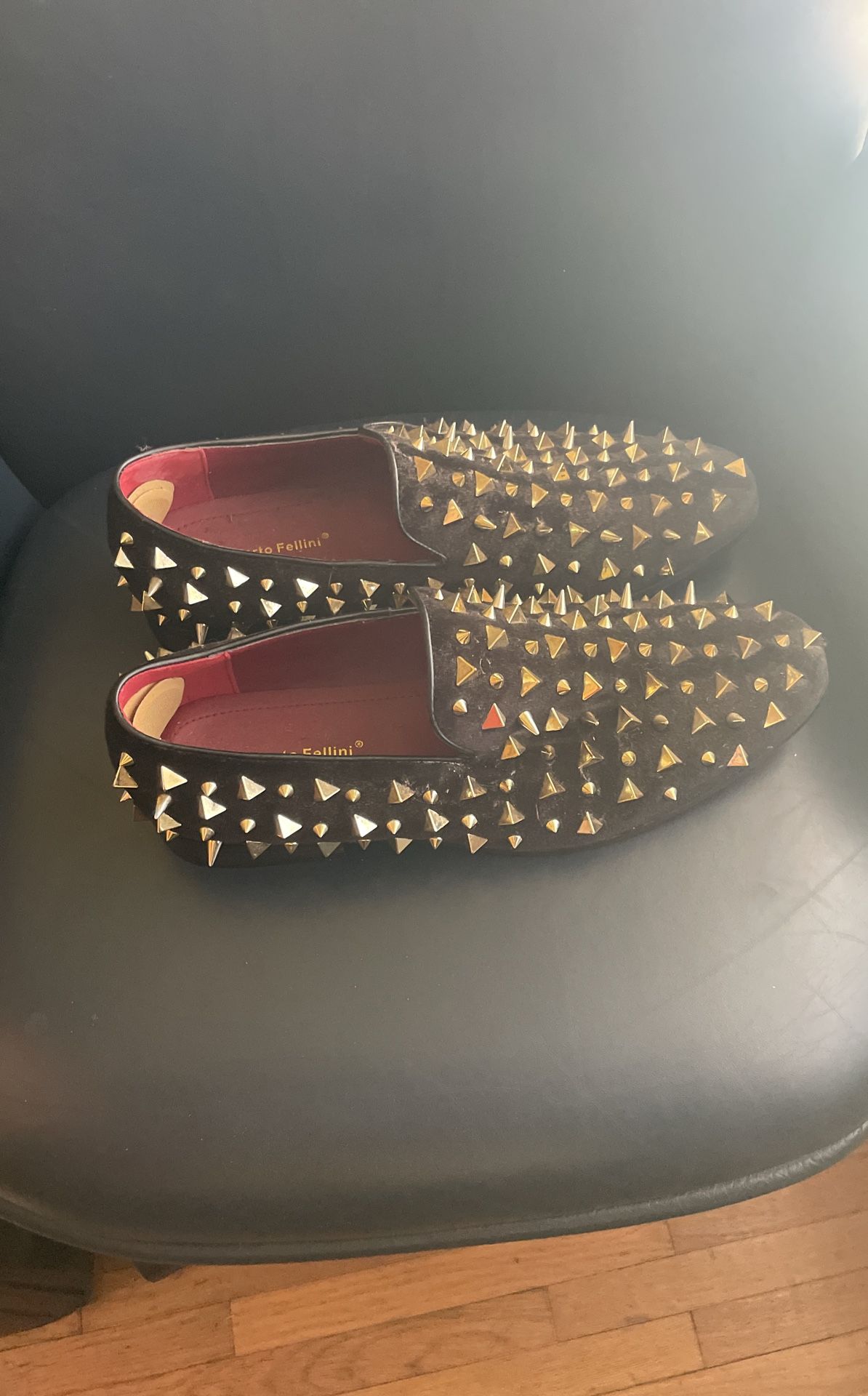 Black Men Dress Shoes With Gold Spikes(Alberto Fellini)