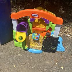 Free Little Tikes Play Area-kids Toy