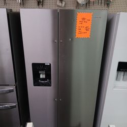 Brand New Whirlpool Refrigerator Ice And Water Dispenser 