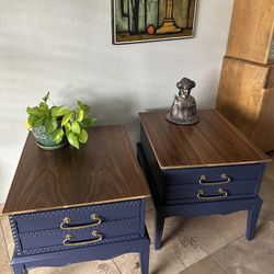 🌿 Refinished Mid Century Nightstands – Pair