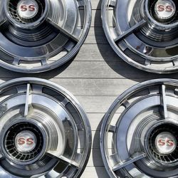 Original 63 Impala SS Hubbcaps