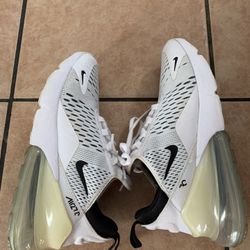 Nike Air Max 270