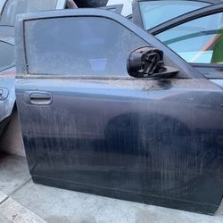 2007 Charger Front Right Door