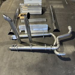 Kenworth  W9 Pipes