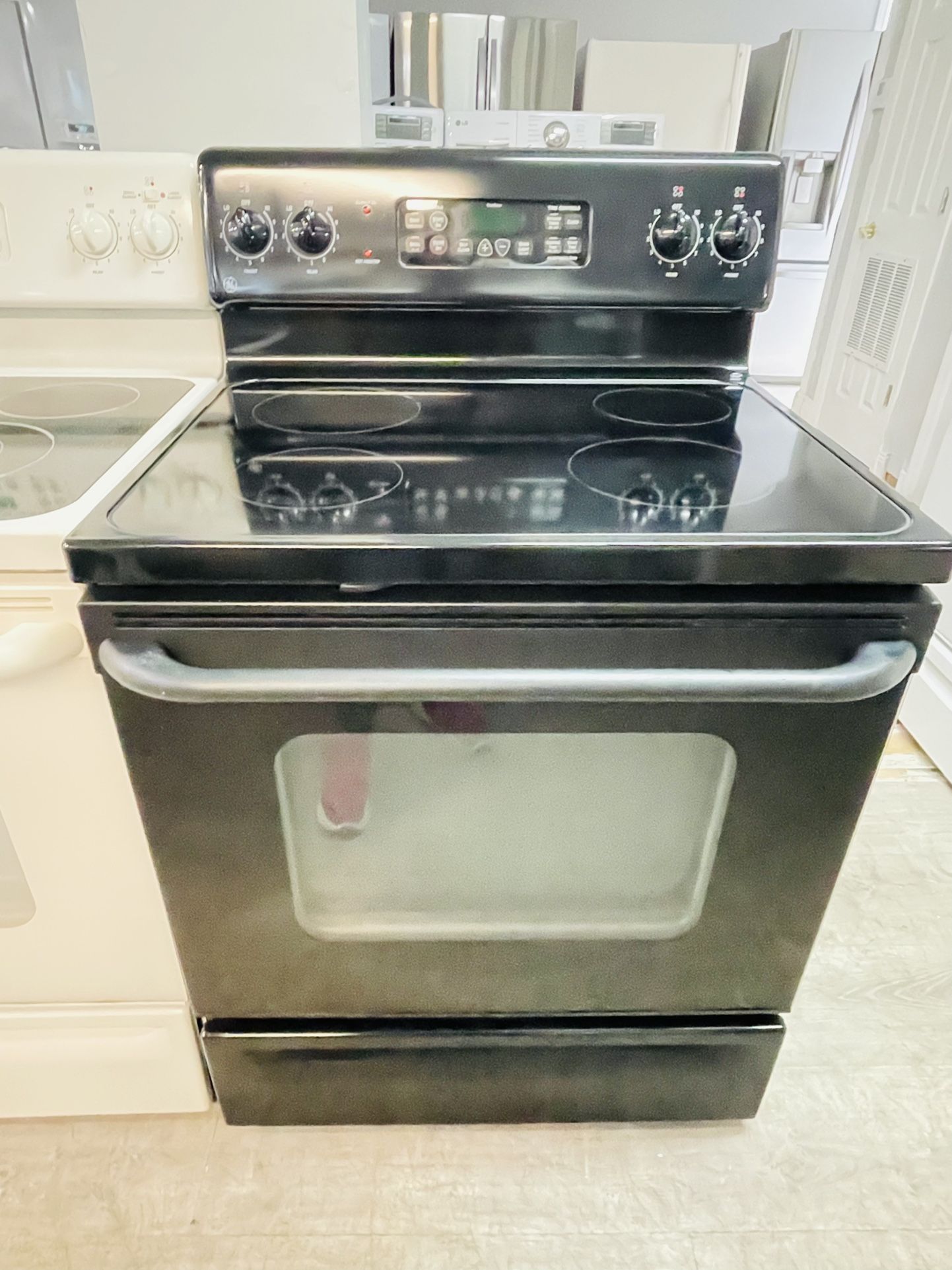 GE Glass Top Stove for Sale in Lake Worth, FL OfferUp