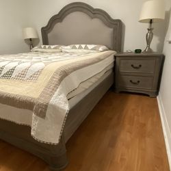 Bed frame & 2of night stand