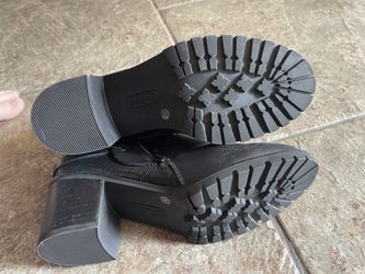 Hensley Boots Size 7 1/2 