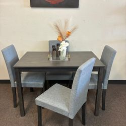5pc Dining Room Table Set 