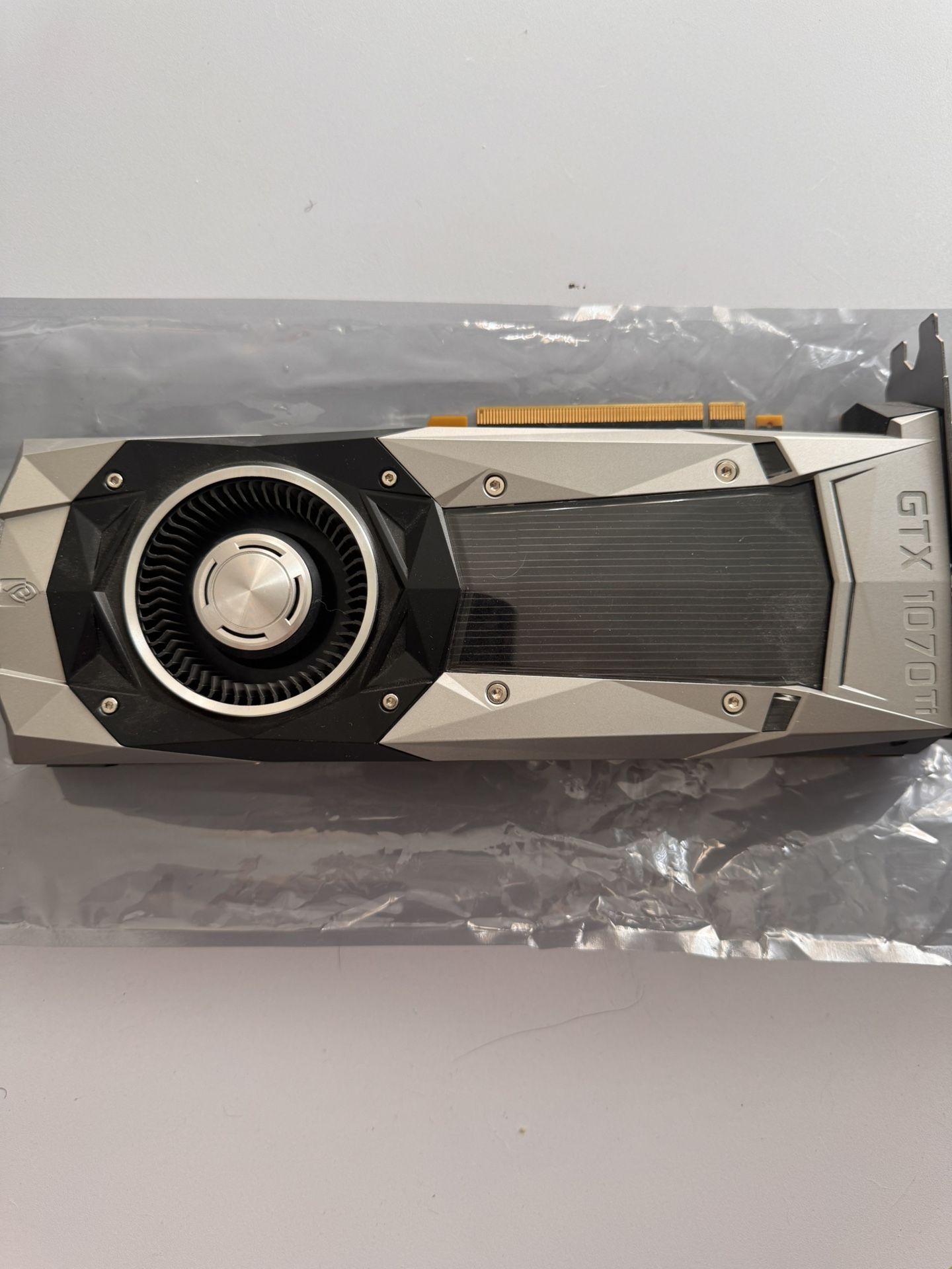NVIDIA GeForce GTX 1070 Ti Founders Edition – Excellent Condition, Great Performance