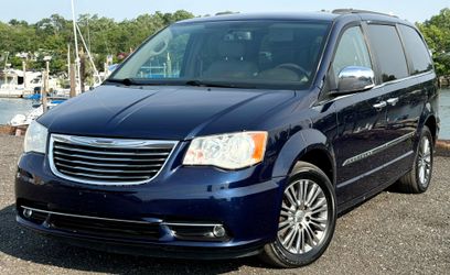 2014 Chrysler Town & Country Touring