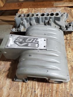 1987/1993 Mustang Fox body Lower And Upper Manifolds