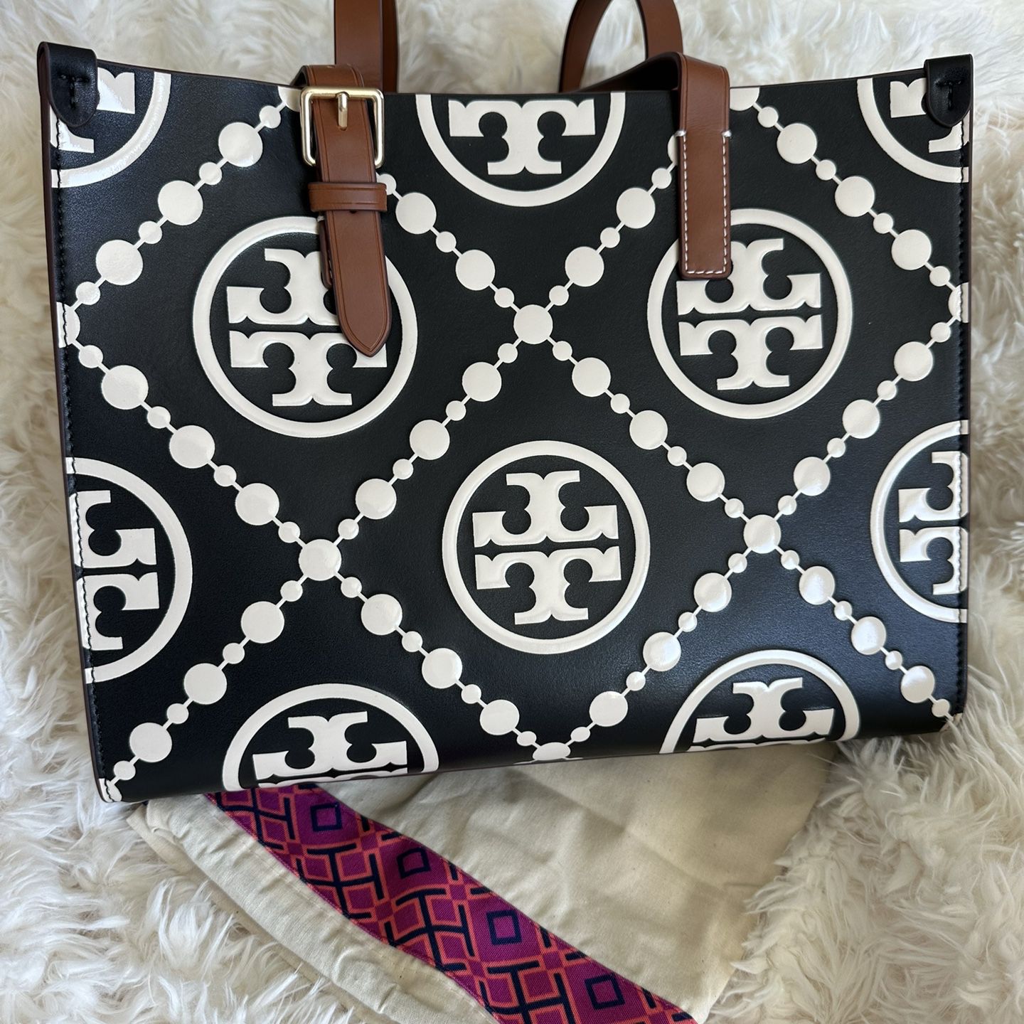 SALE!! NEW Authentic Tory Burch Small Embossed Tote 