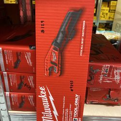 Milwaukee M12 12V Lithium-Ion Cordless Copper Tubing Cutter (Tool-Only)