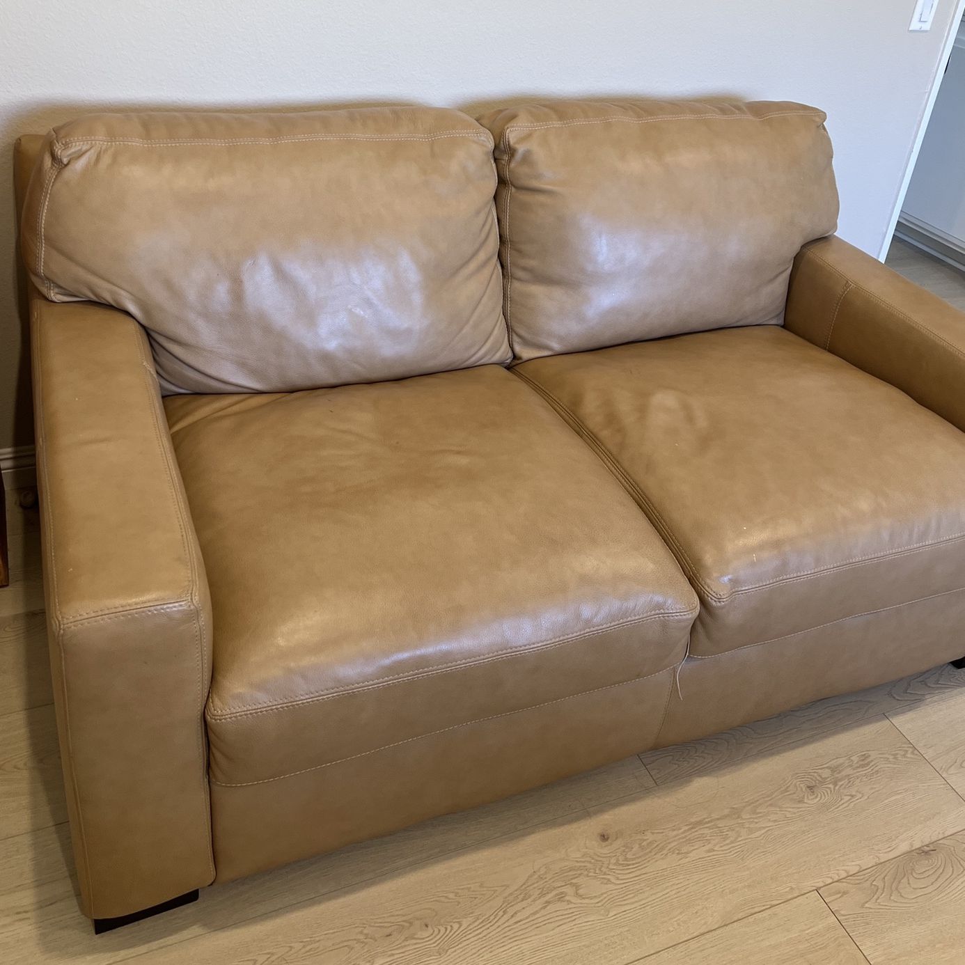 Real Leather Beige Love Sofa
