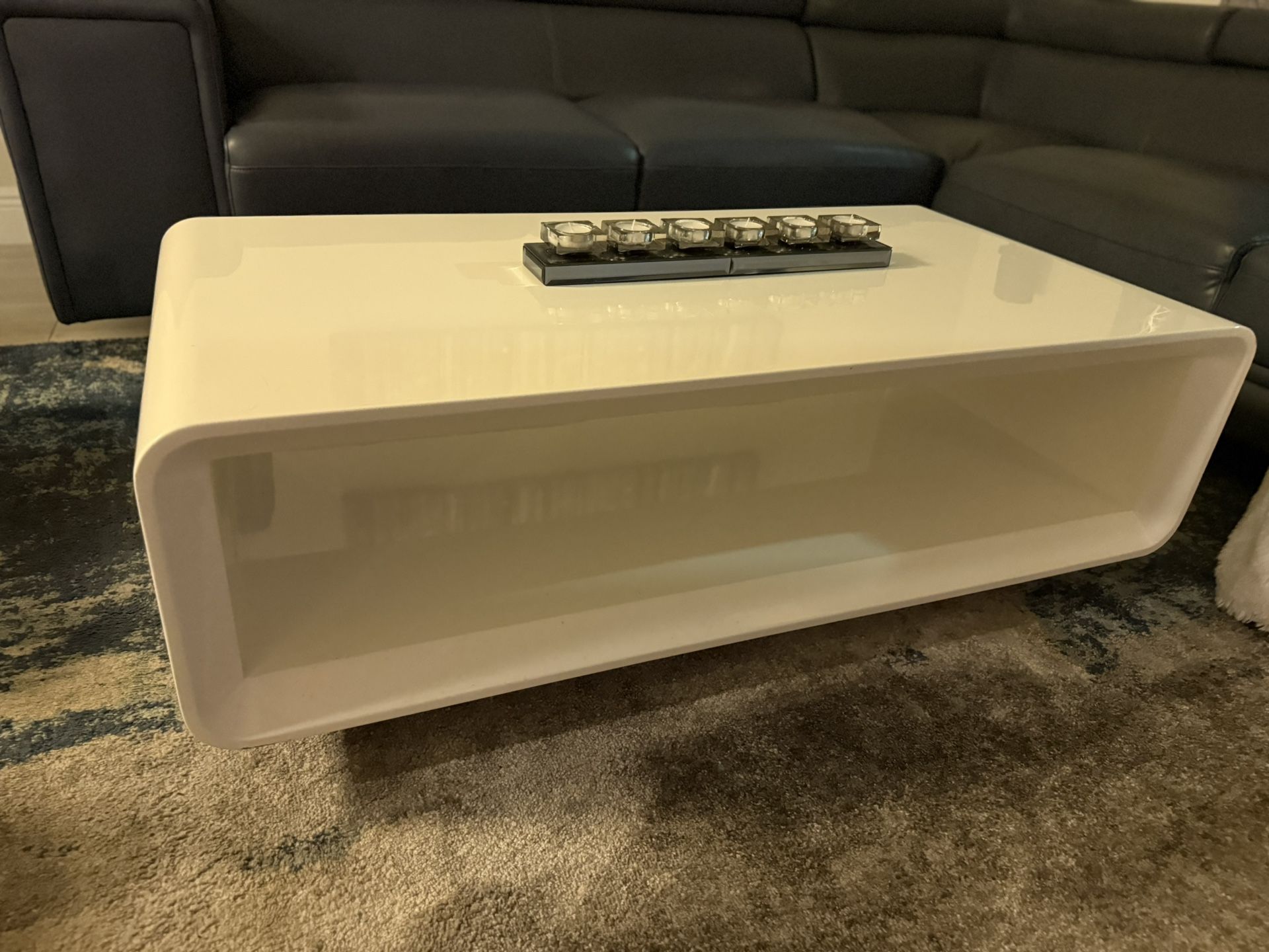 Zayden White Rectangular Coffee Table
