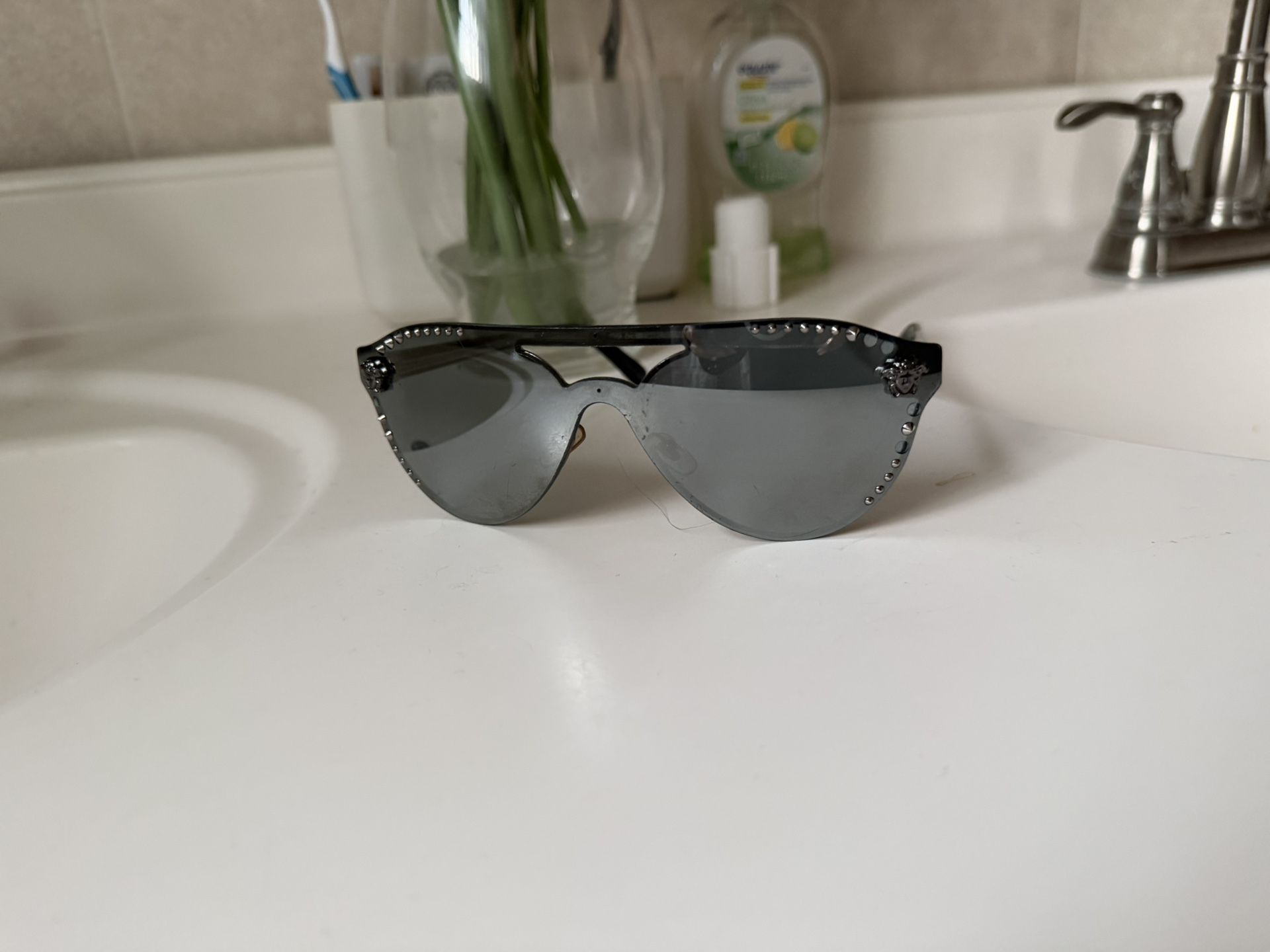 Versace VE216- Sunglasses