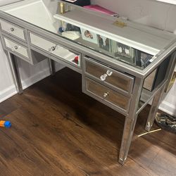 Mirror Desk 100