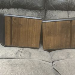 Pair Of Bose 2.2 Speaker 