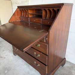 Georgian Vintage Mahogany Secretary Desk (Maddox, Mid-Century)